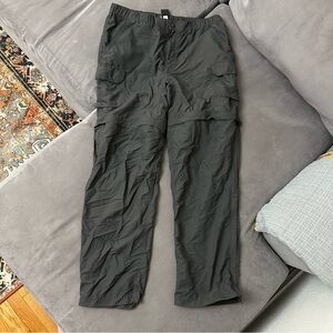 REI women’s gray Black cargo convertible shorts pants 14 lightweight zipper